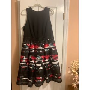 NWOT! Carmen Marc Valvo Dress